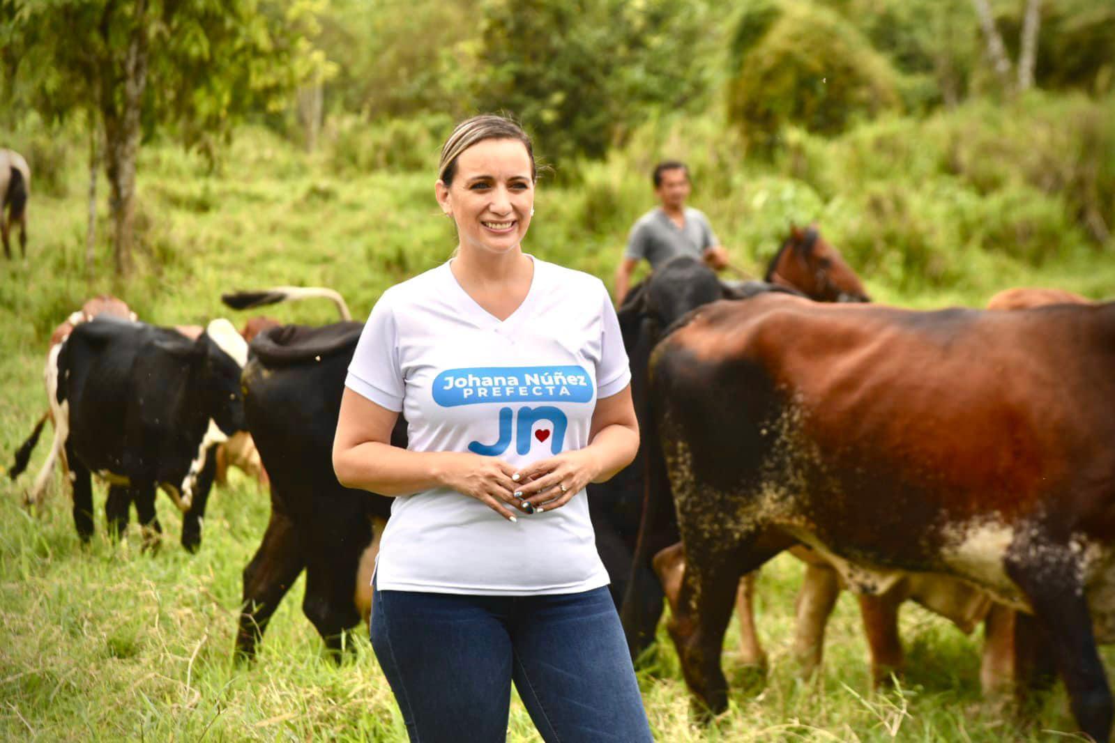 UiÉn Es La Guapa SeÑora Correista Que Fue Reelecta Prefecta De Santo Domingo De Los Tsachilas 9732