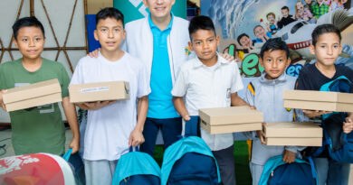 Pastaza: la obra social continua con la entrega de kits escolares desde la prefectura